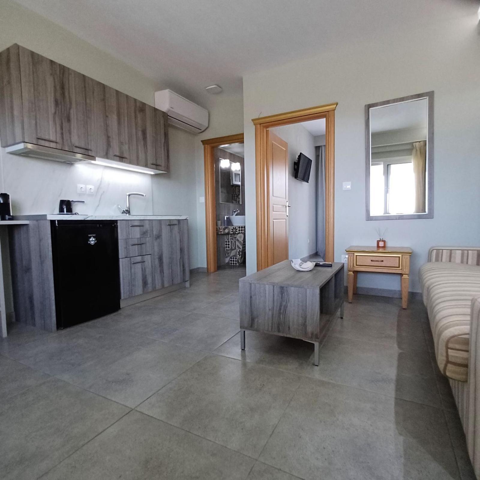 Onar By The Sea Luxurious Apartments Flogita Exterior foto